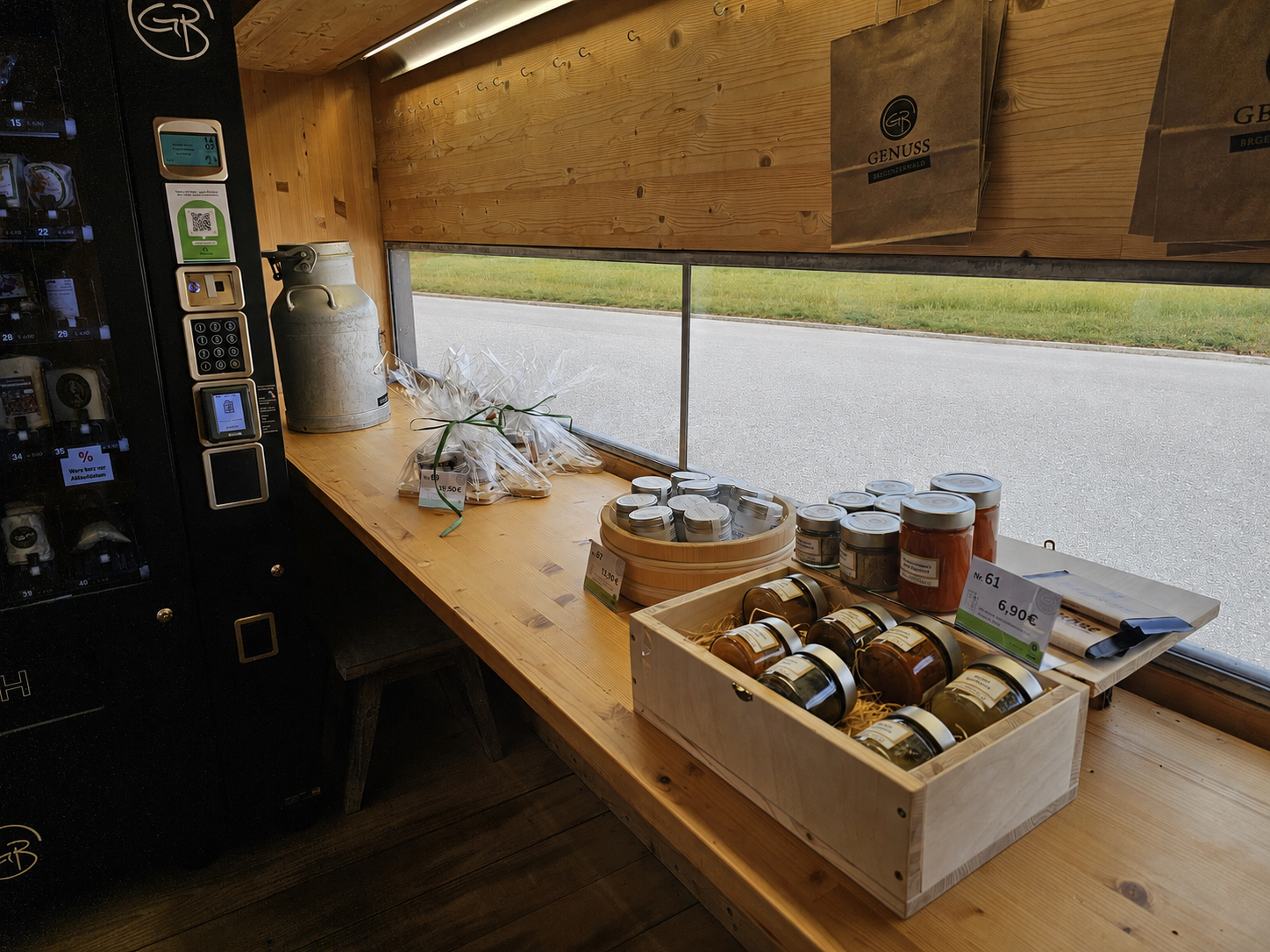 Gewürze, Saucen und Geschenkideen im Genussladen